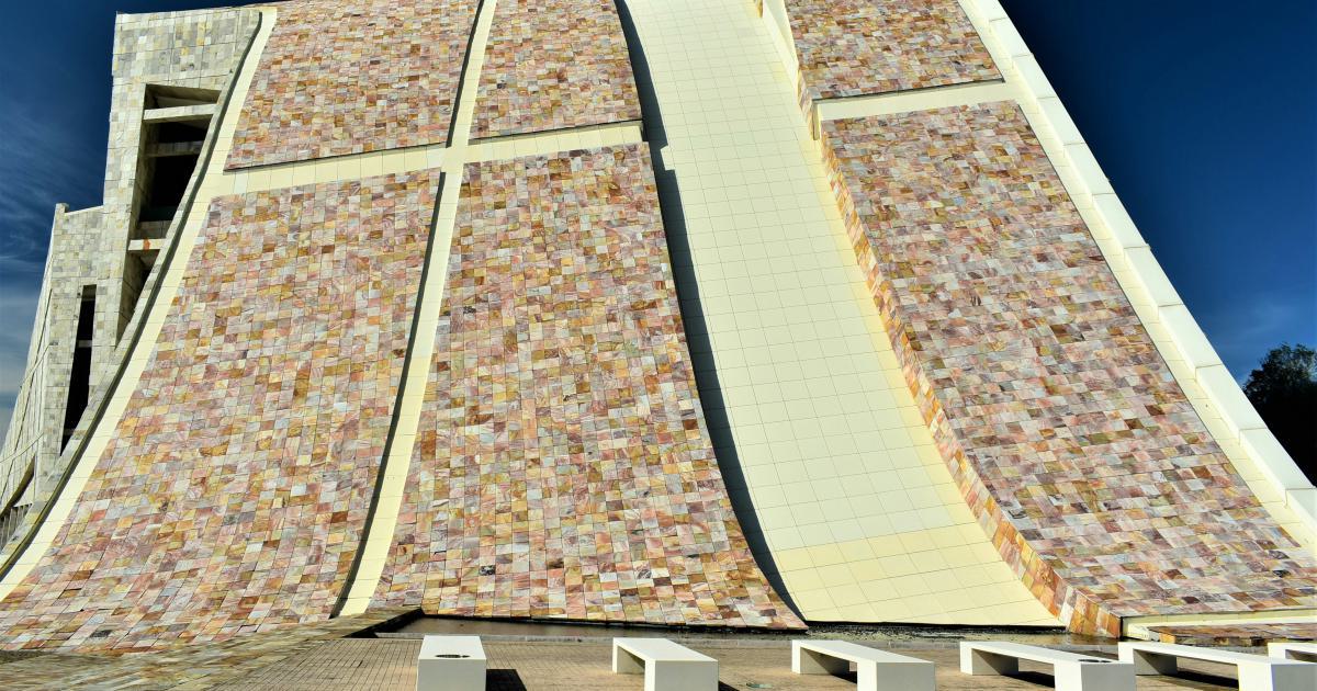 Eco-Friendly Latex Mattress Production