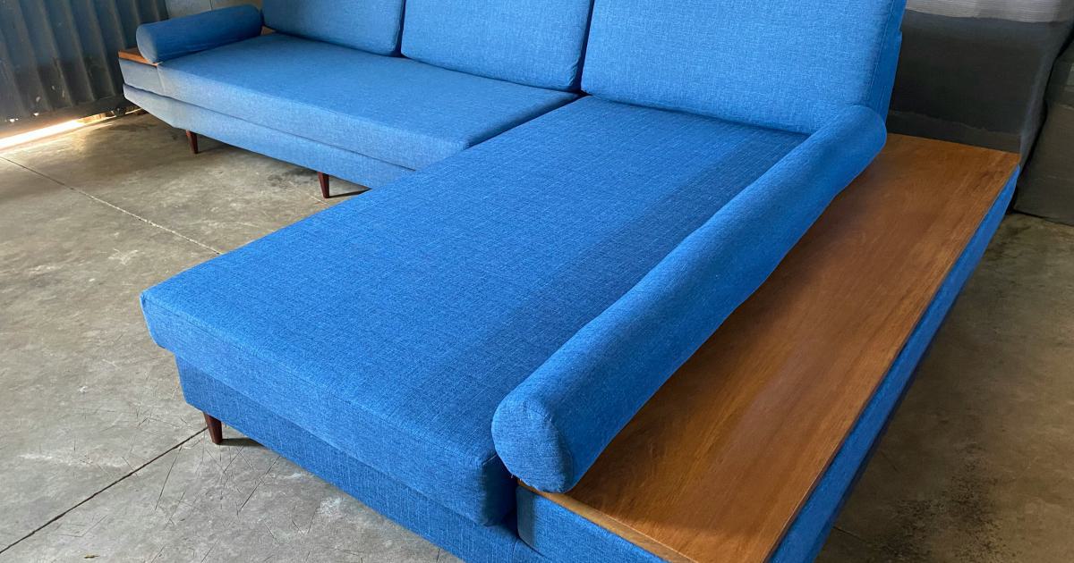 Futon moderne occidental converti en canapé