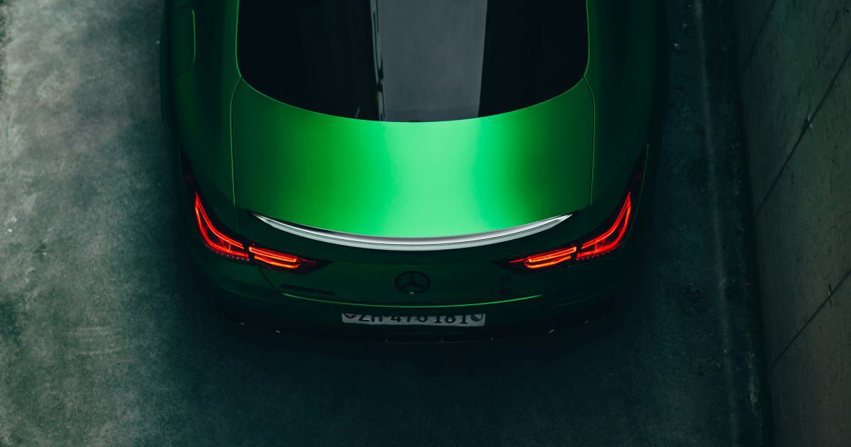 Tête de lit en velours vert