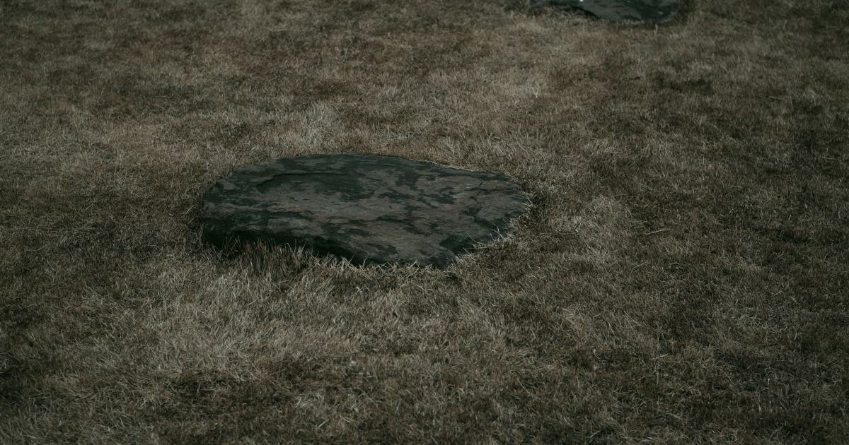 Comment monter simplement votre sommier à ressorts ensachés en quelques étapes